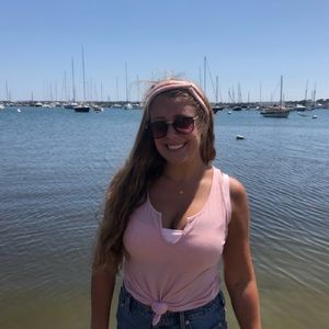 Meet your Posher, Erin